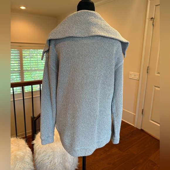 Sweaty Betty Restful Light Blue and Gray Boucle ½ Zip Sweatshirt - Picture 7 of 13